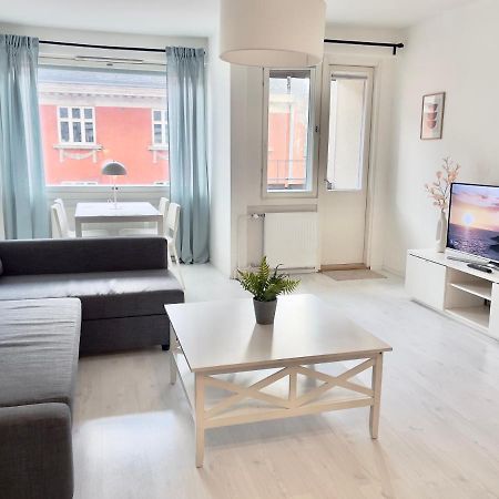 Lovely Central Apartment Helsinki Luaran gambar